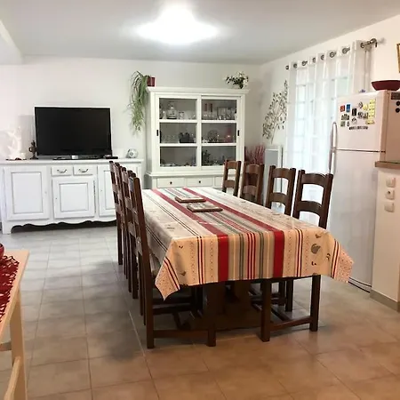 Holiday home Etablissement *
